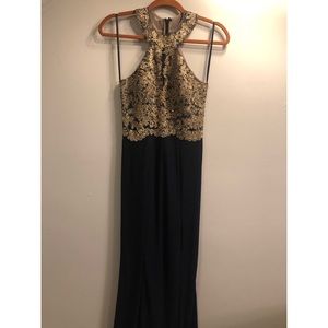 FINAL SALE‼️Elegant beautiful long dress size 4P